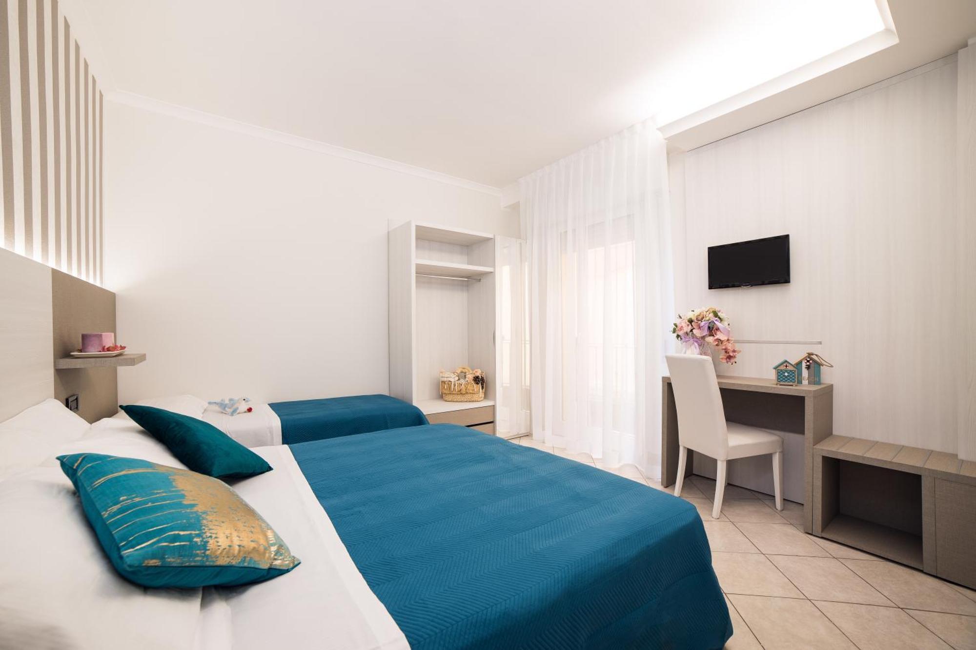 Viva Beach Hotel 里米尼 外观 照片
